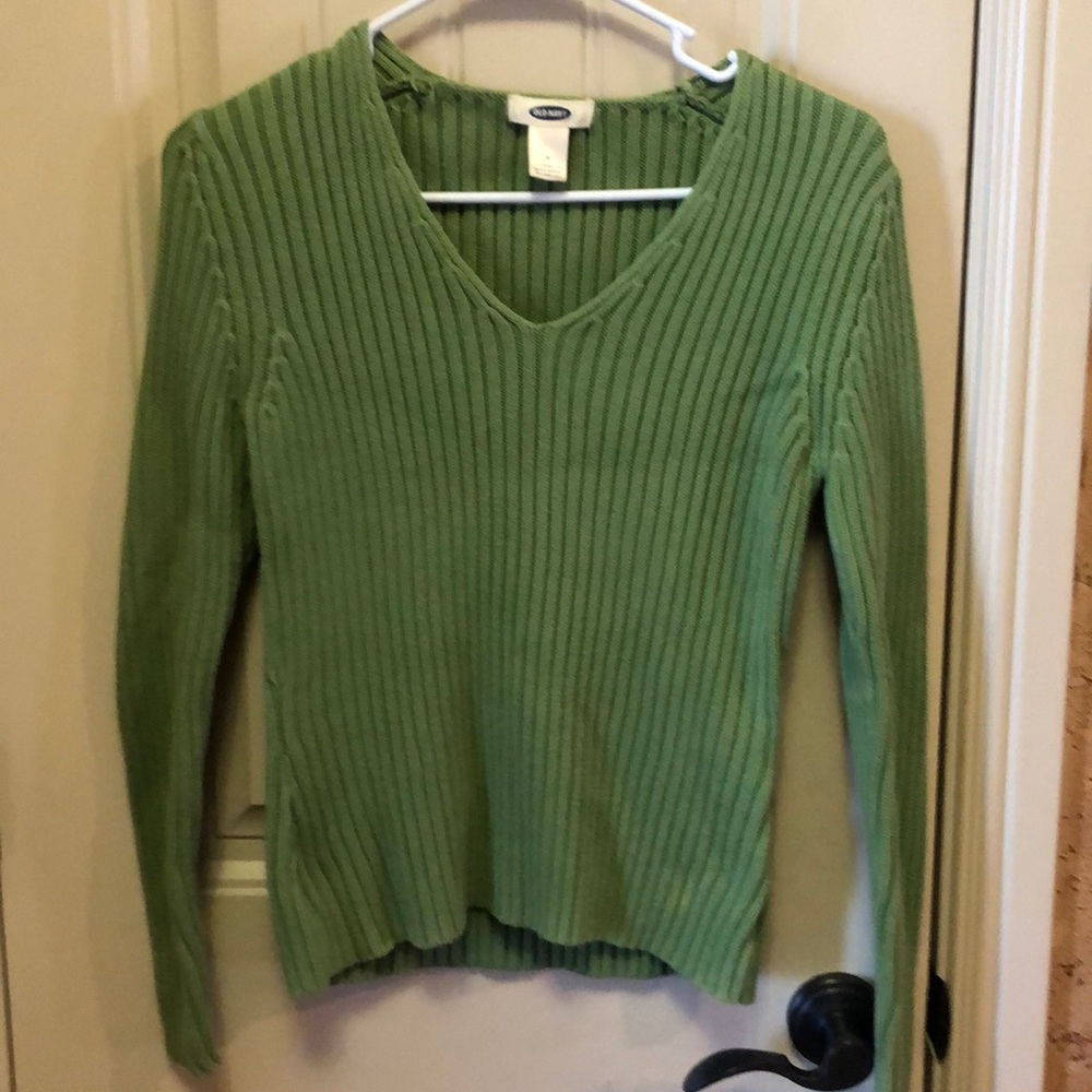 Old Navy Women’s ribbed Chartreuse color sweater